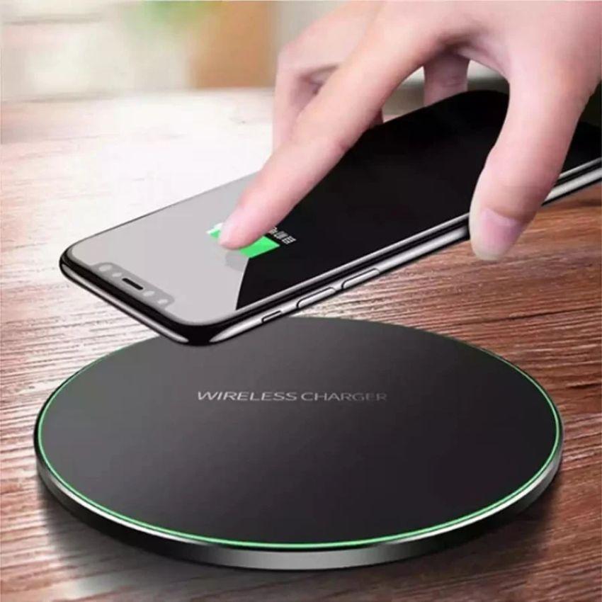 9eight5 Fast Charge Qi Wireless Charger Pad (10W) ricondizionato - Reebelo Italia