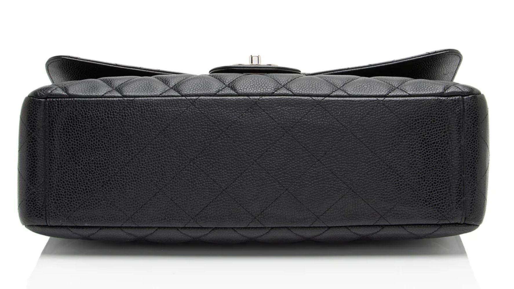 Chanel Caviar Leather Classic Maxi Single Flap Bag ricondizionato - Reebelo Italia
