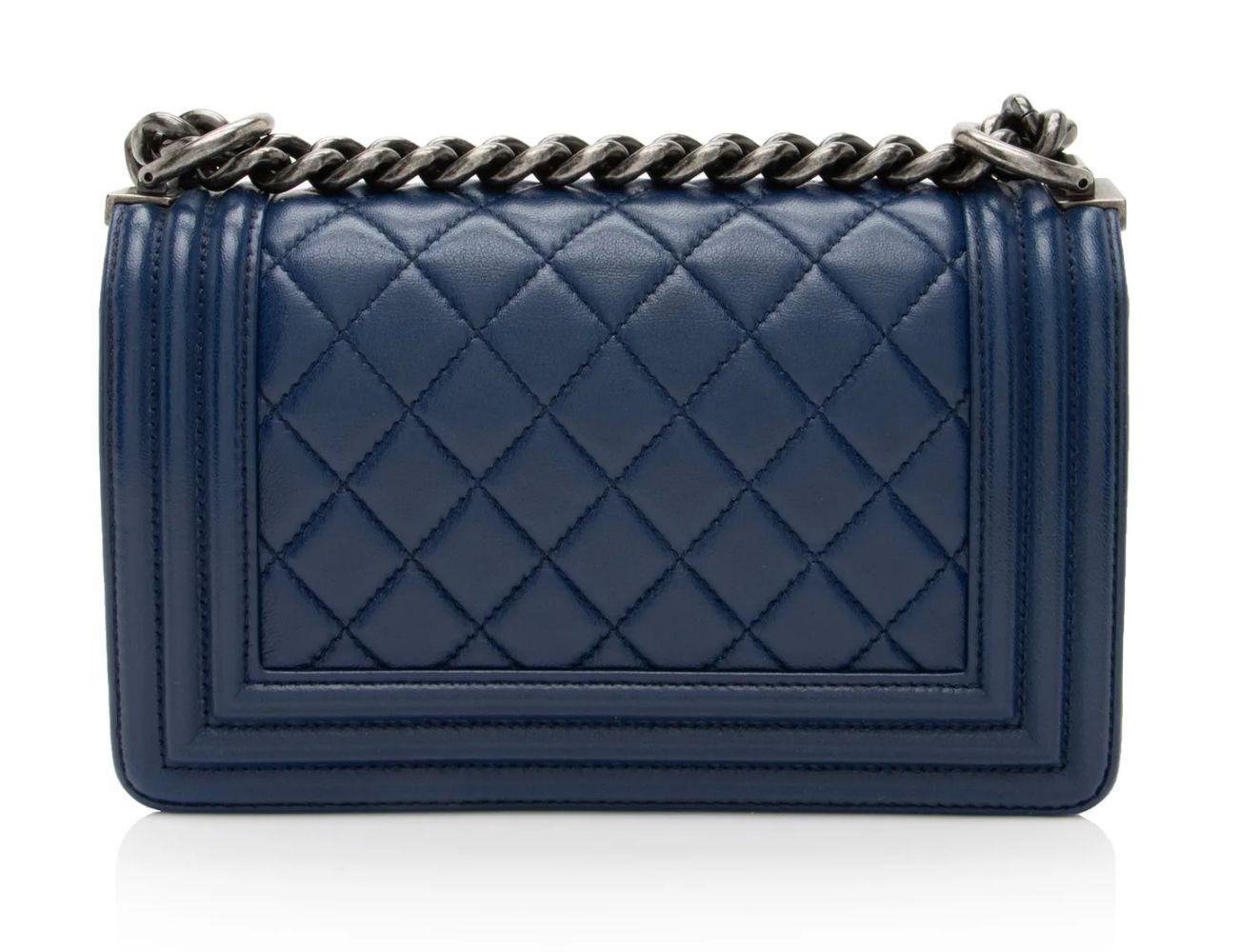 Chanel Lambskin Small Boy Bag ricondizionato - Reebelo Italia