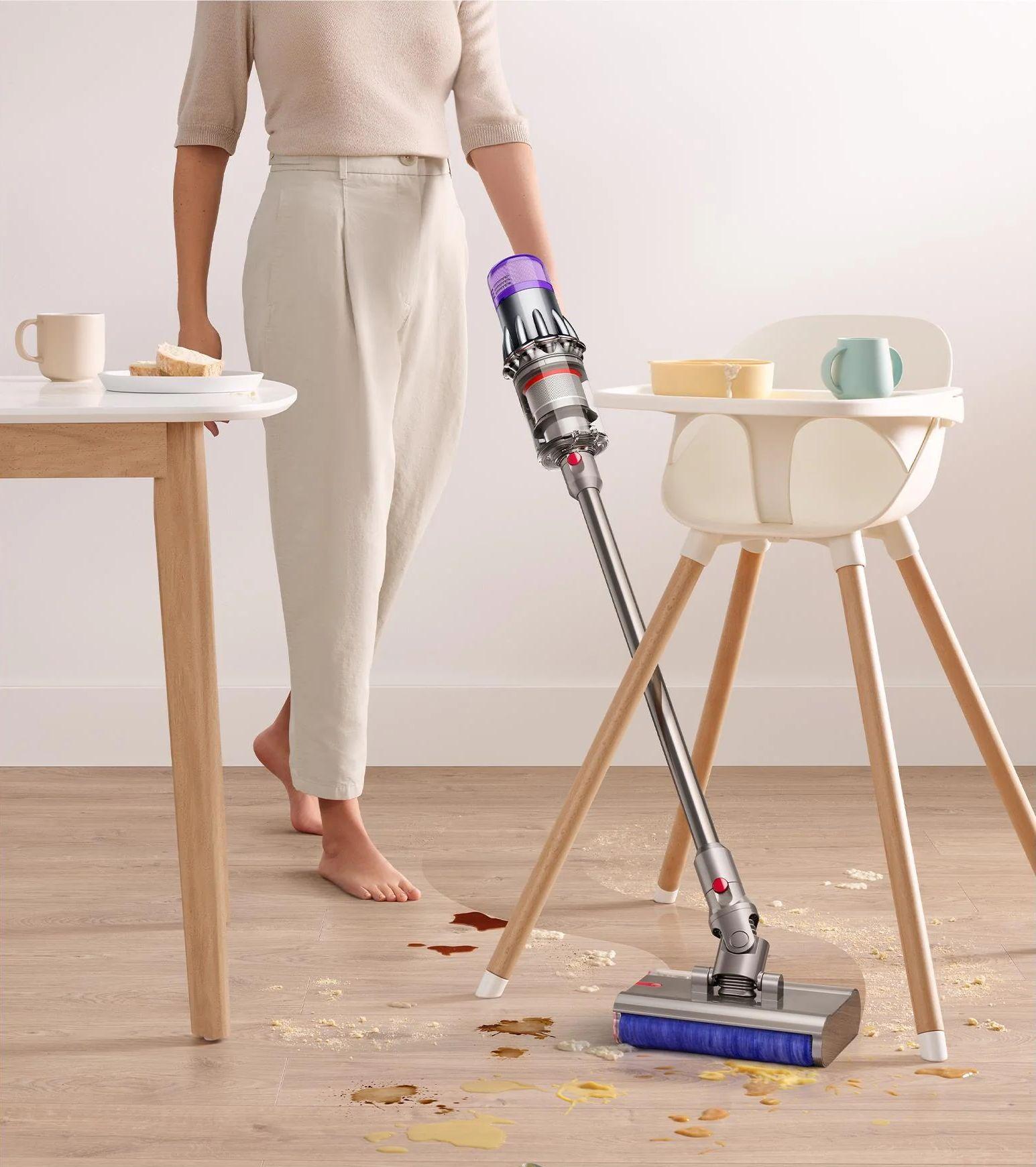 Dyson V9 Submarine Wet and Dry Vacuum Cleaner ricondizionato - Reebelo Italia