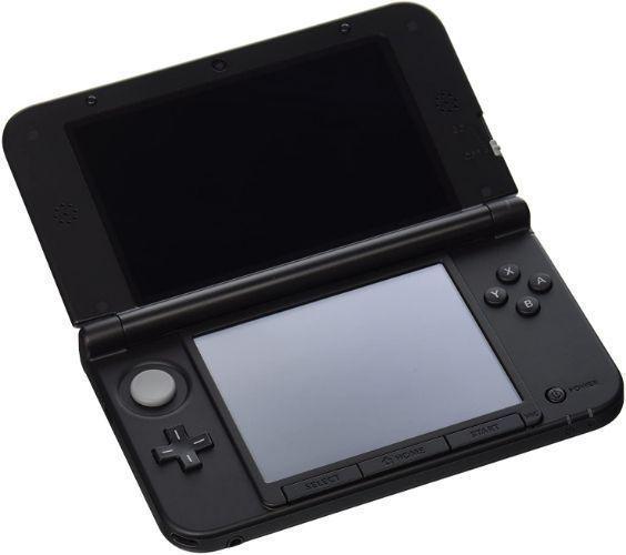 Nintendo New 3DS XL Handheld Gaming Console ricondizionato - Reebelo Italia
